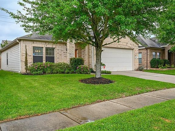 2nd image of 24314 Courtland Oaks St