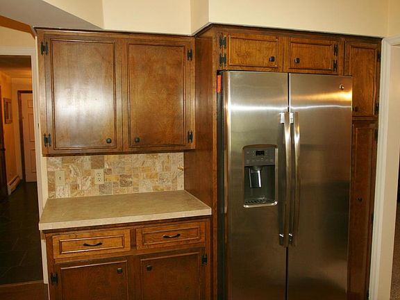 5th image of 139 W 37th St
