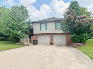 702 Dogwood Dr, Kirksville, MO 63501