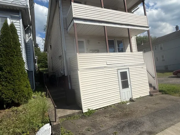 1415 Cedar Ave APT 2, Scranton, PA 18505