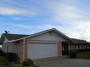 614 Rim Rock Rd, Kerrville, TX 78028