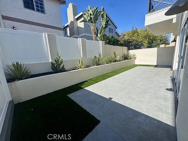 2205 Marshallfield Ln #B — Photo 12