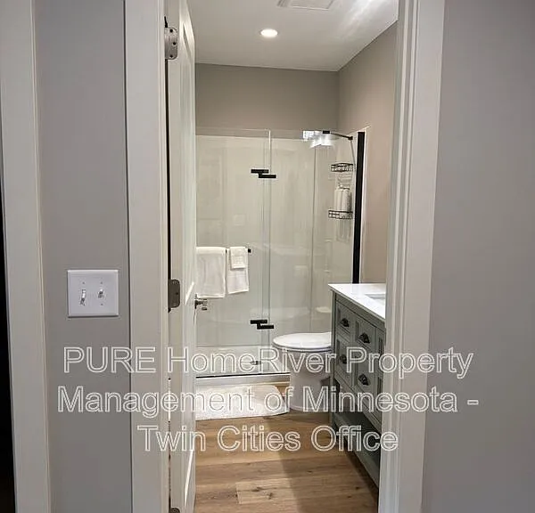 4836 Clinton Ave — Photo 11