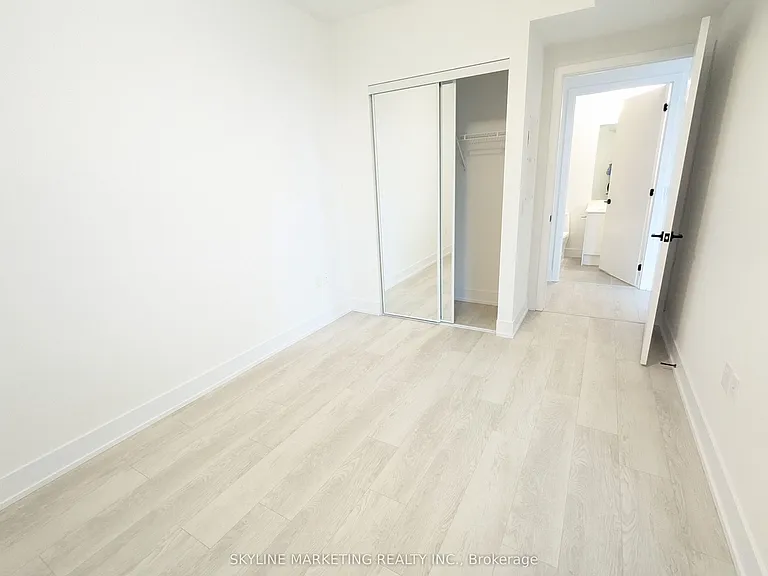 2450 Old Bronte Rd #737 — Photo 9