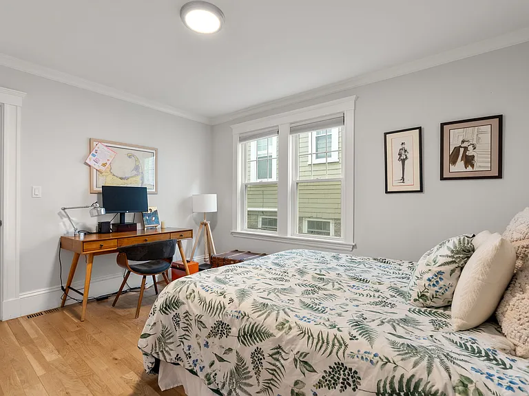 100 Browne St #1 — Photo 17