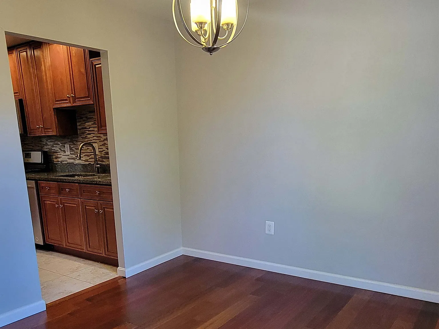 Landsend Dr, Gaithersburg — Photo 2