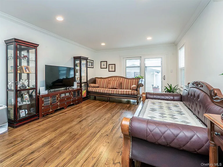 37 Dunwood Rd #B — Photo 10
