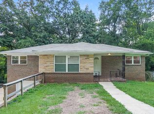 752 Barclay Ln, Birmingham, AL 35206