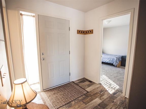 4th image of 1117 Sunrise Dr