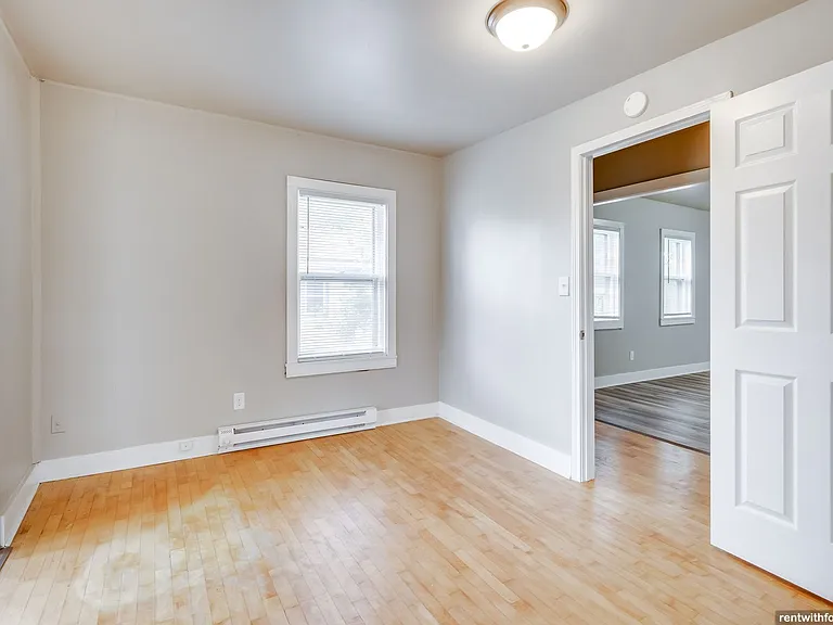 210 - 212 Doty St — Photo 13