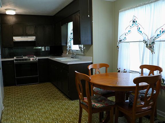 4th image of 108 Oak Rd