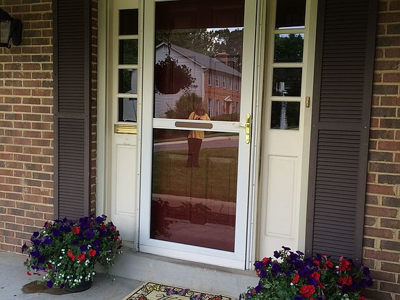 3rd image of 6201 Berlee Dr