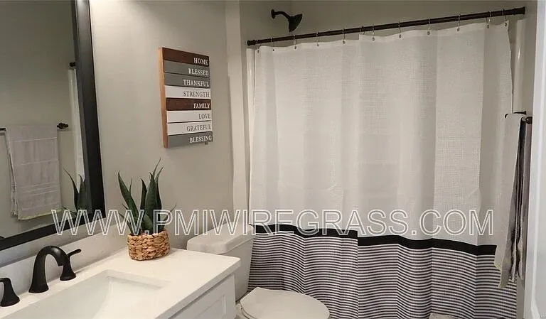 174 Sandy Hills Ct — Photo 16