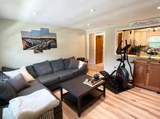 33 Mullin Ave APT 3, Quincy, MA 02169