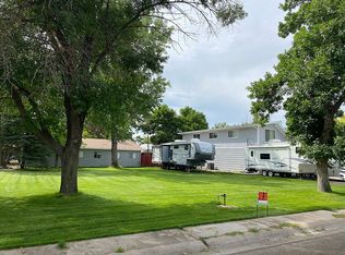 1060 S Bowman Ave, Holyoke, CO 80734