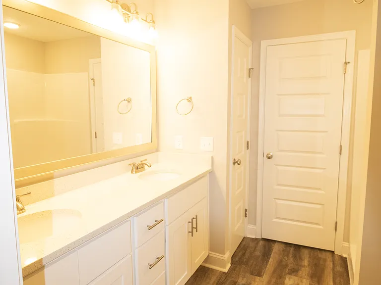 106 Woodsedge Dr #B — Photo 6