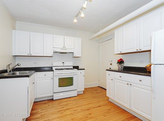 4th image of 906.5 Michigan Ave #G