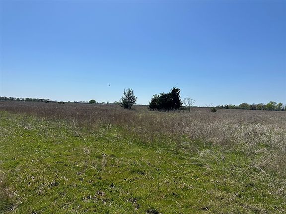 3rd image of 1111 County Road 2805