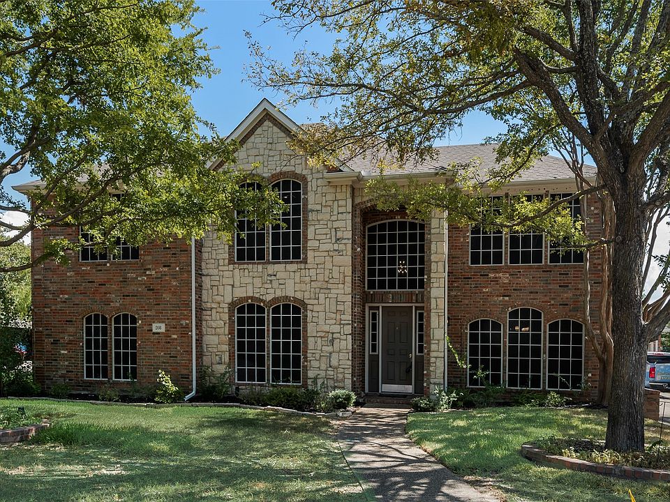 1st image of 208 Stanford Ct