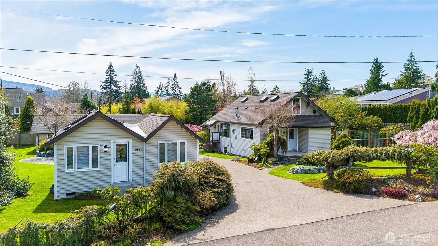 3702 Silver Beach Avenue photo 1