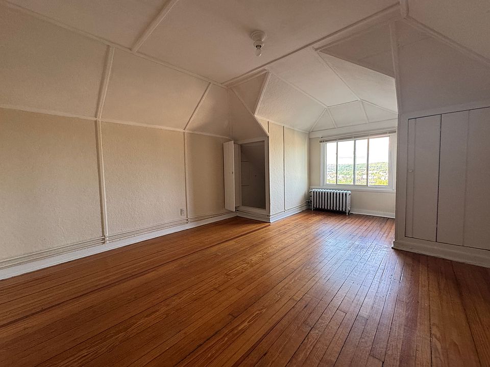 1st image of 256 Congress Ave #3