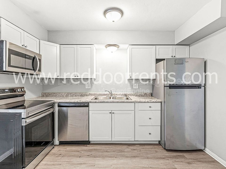 1st image of 10291 Medallion Dr #262