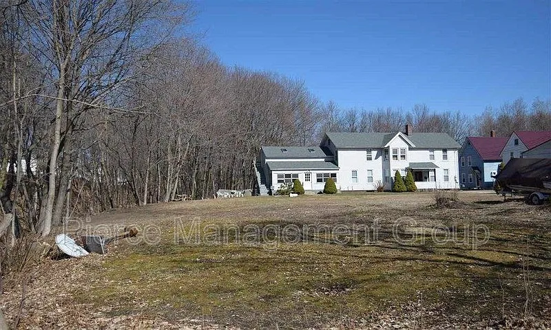 Building Photo - 11 1/2 Perkins Ct