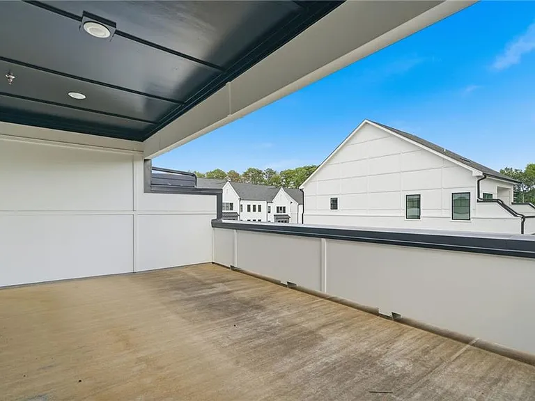 2042 Juliet Ave — Photo 46
