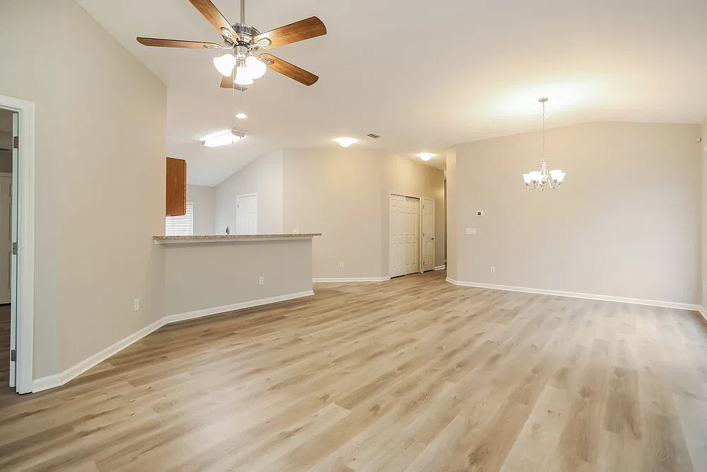 3 bed, 2.0 bath, 1574 sqft, $2,730 — Photo 4