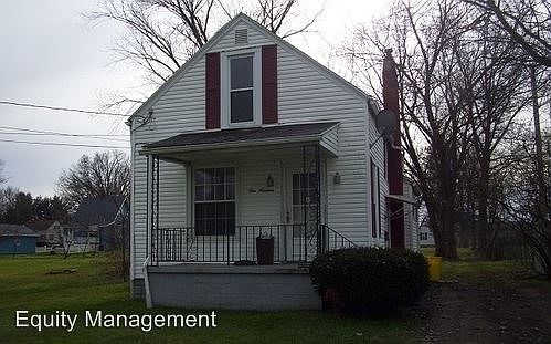 1st image of 119 Montrose St
