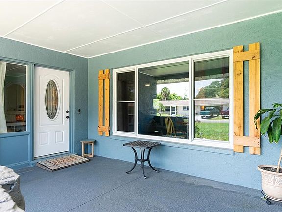 4th image of 561 Sunset Beach Dr