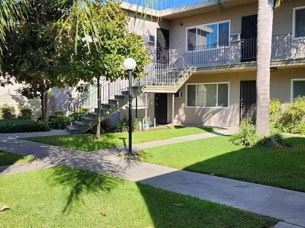 2030 E Whiting Ave #1X1A, Fullerton, CA 92831