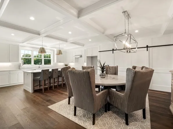 2 Wayside Rd, Natick, MA 01760