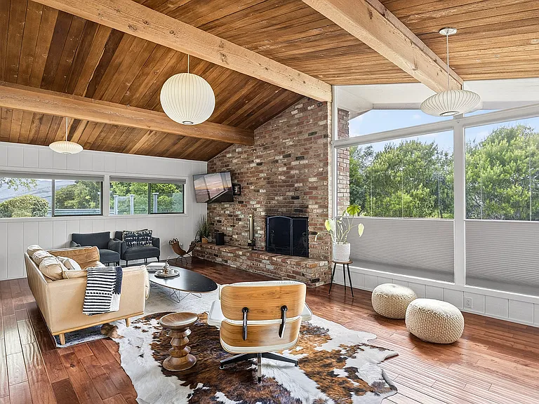 601 Country Club Dr — Photo 8