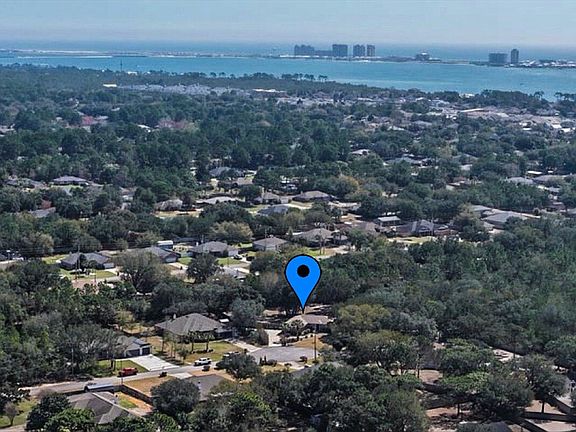 3rd image of 2029 Colby Ct