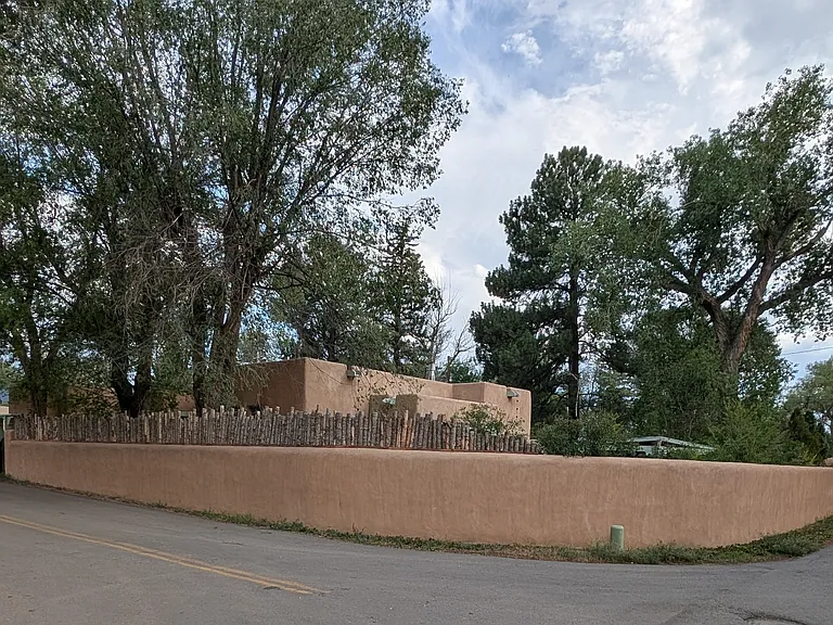 Sierra Vista Rd — Photo 41