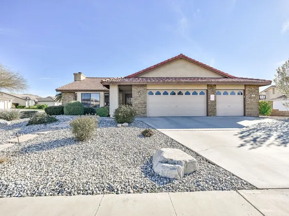 105 W Cielo Ave, Ridgecrest, CA 93555