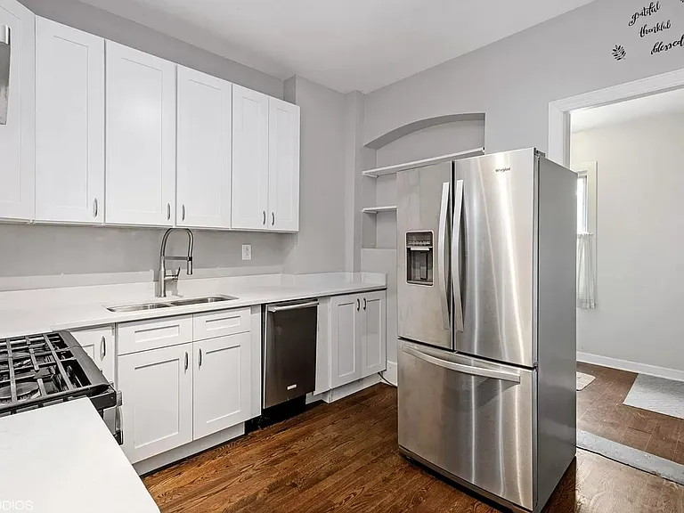 2245 N Sawyer Ave #2 — Photo 6