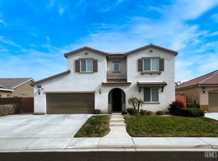 8506 Lapis Point Way, Bakersfield, CA 93313
