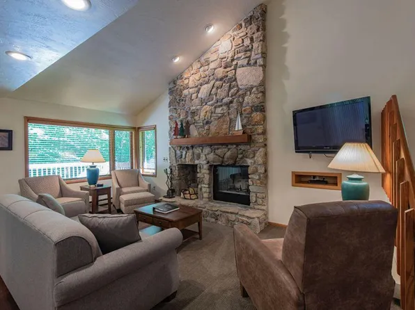 3014 Rushes Rd, Baileys Harbor, WI