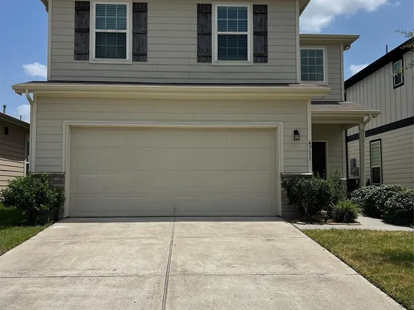 4711 Prairie Chase Dr, Houston, TX 77069