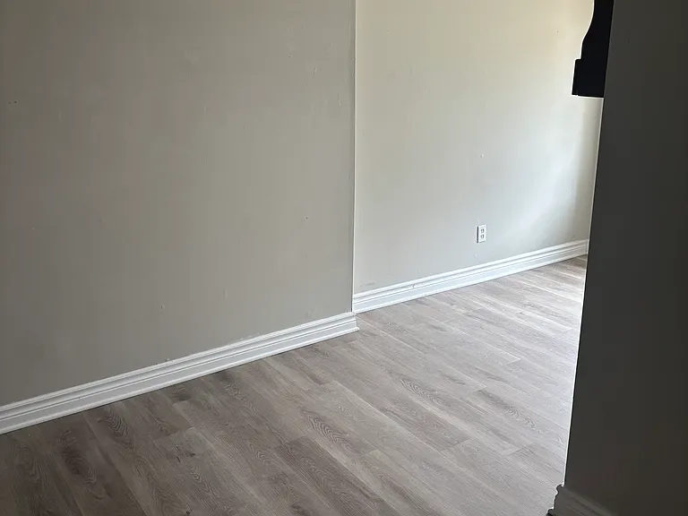 906 W South St #3 — Photo 8