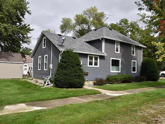 4th image of 1069 Pine St