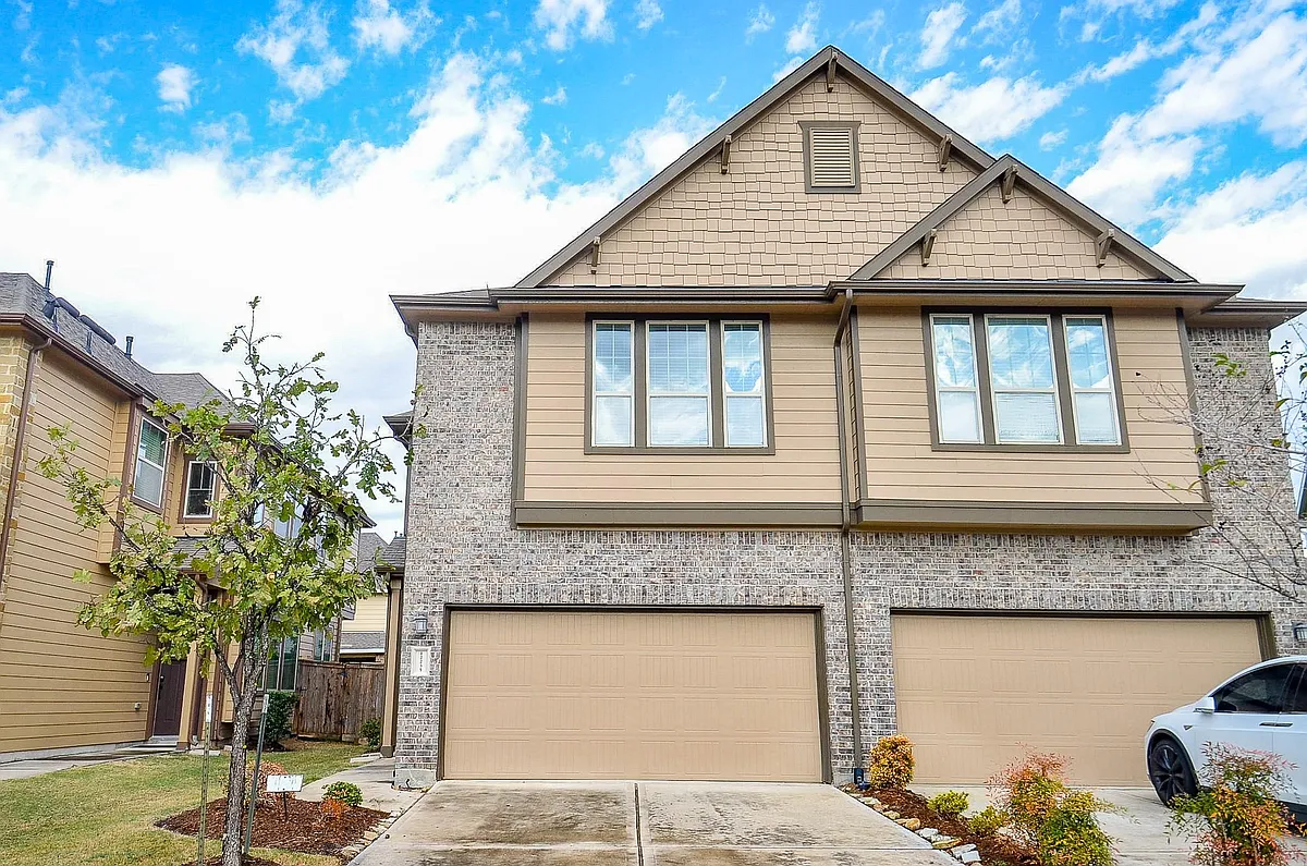 Building Photo - 12235 Stellano Ln