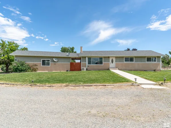 6 Panavista Cir, Yerington, NV 89447