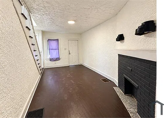 2 bed, 1008 sqft, $1,000 — Photo 4