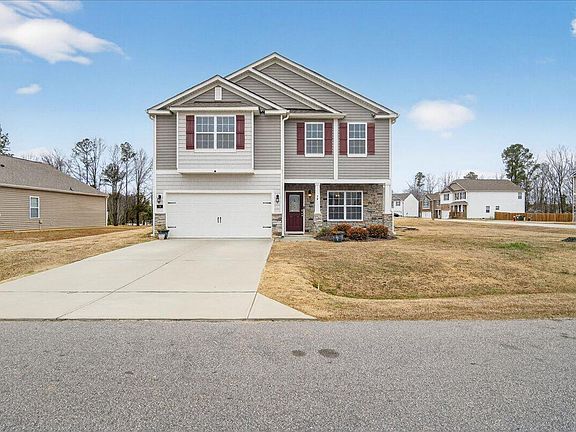 2nd image of 79 Rockwater Way