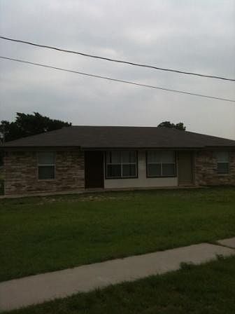 1st image of 708 N 4th St