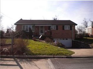 4577 Marina Dr, Homestead, PA