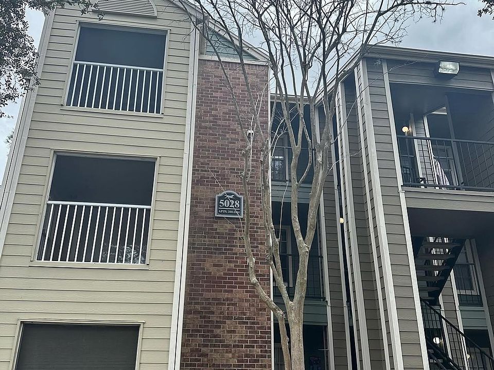 1st image of 5028 Park Central Dr APT 2133